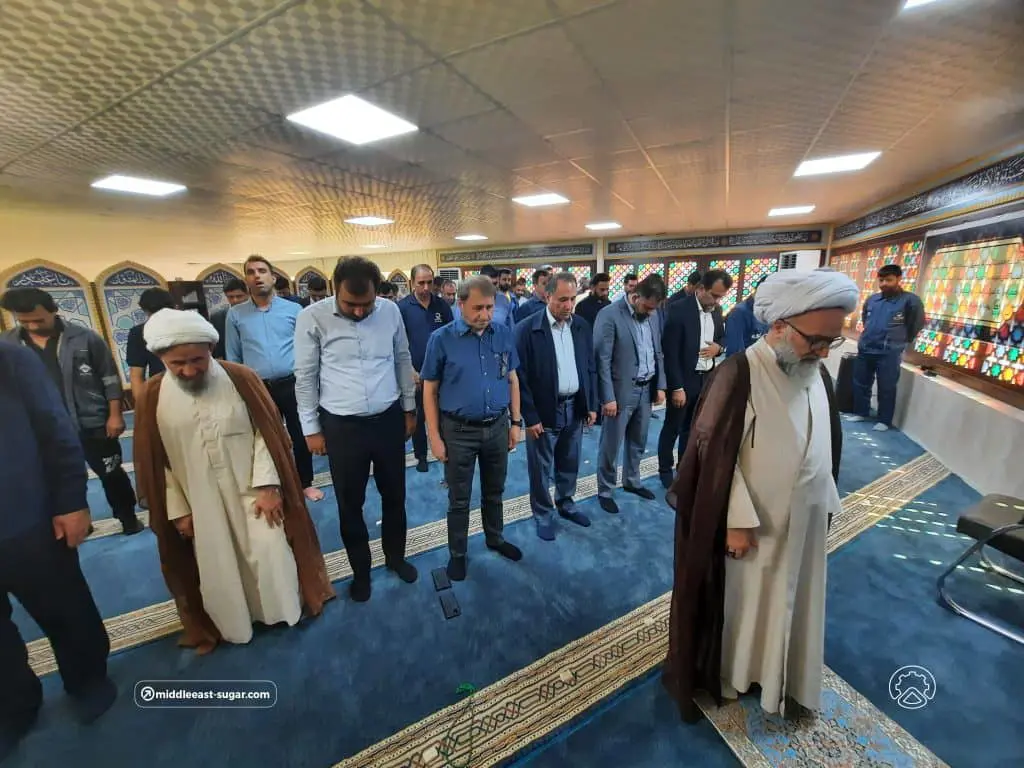 آغاز بهره برداری کشت بهاره ۱۴۰۲ شرکت کشت و صنعت قند خاورمیانه