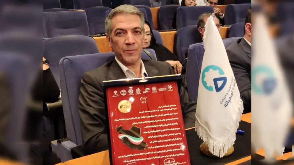 شرکت کشت و صنعت قند خاورمیانه منتخب یکصد برند ملی با رویکرد مسئولیت اجتماعی